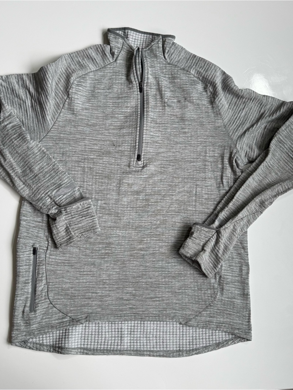 Nike unixes Light Gray Quarter-Zip Pullover
